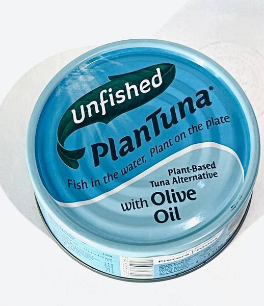 Веганский растительный тунец PlanTuna на основе соевого белка с оливковым маслом, с глютеном, 150 г, Unfished фото